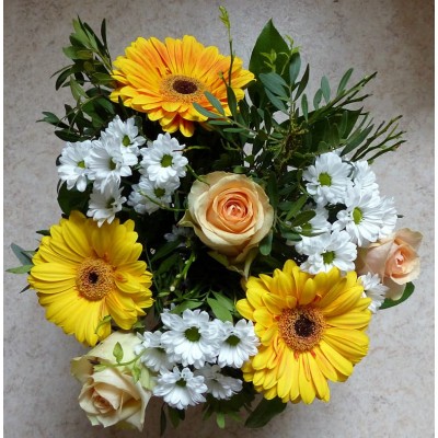 Bouquet of Flowers Daisy Love